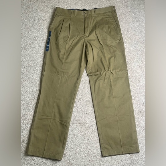 Croft & Barrow Tan khakis Classic Style (38x34) - Picture 2 of 4